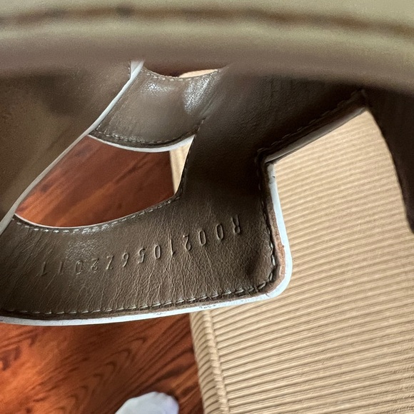 Hermes Women's Sandals - Picture 5 of 8